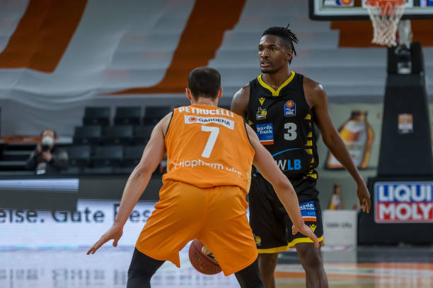 功率高达6 功率高达6